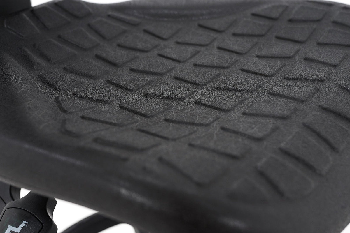 Darbnīcu krēsls LAB RB Black - Ergostock.lv