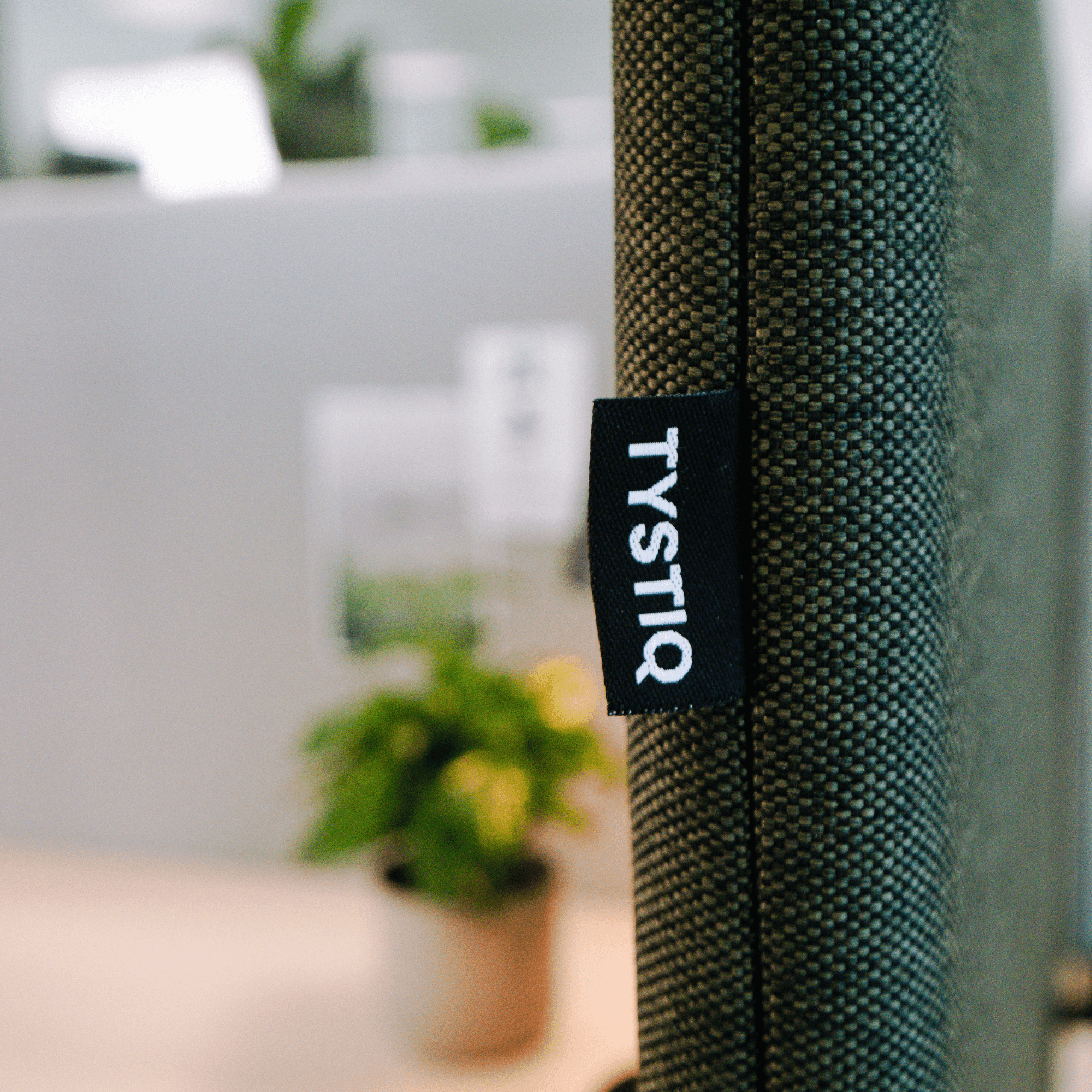 Galda starpsiena TYSTIQ DESIGN - Ergostock.lv