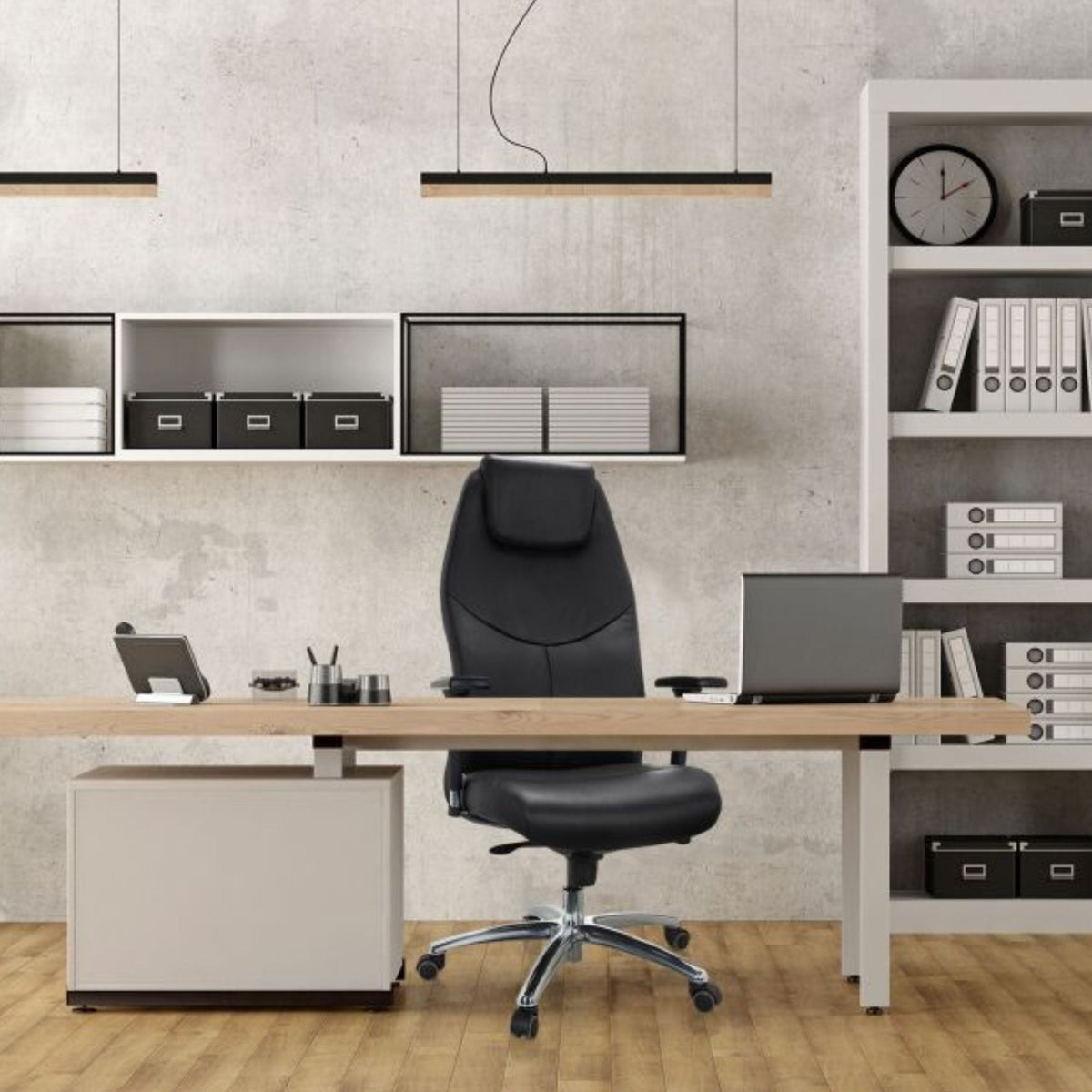 Kontoritool Ferrara Executive, must (kuni 220 kg)