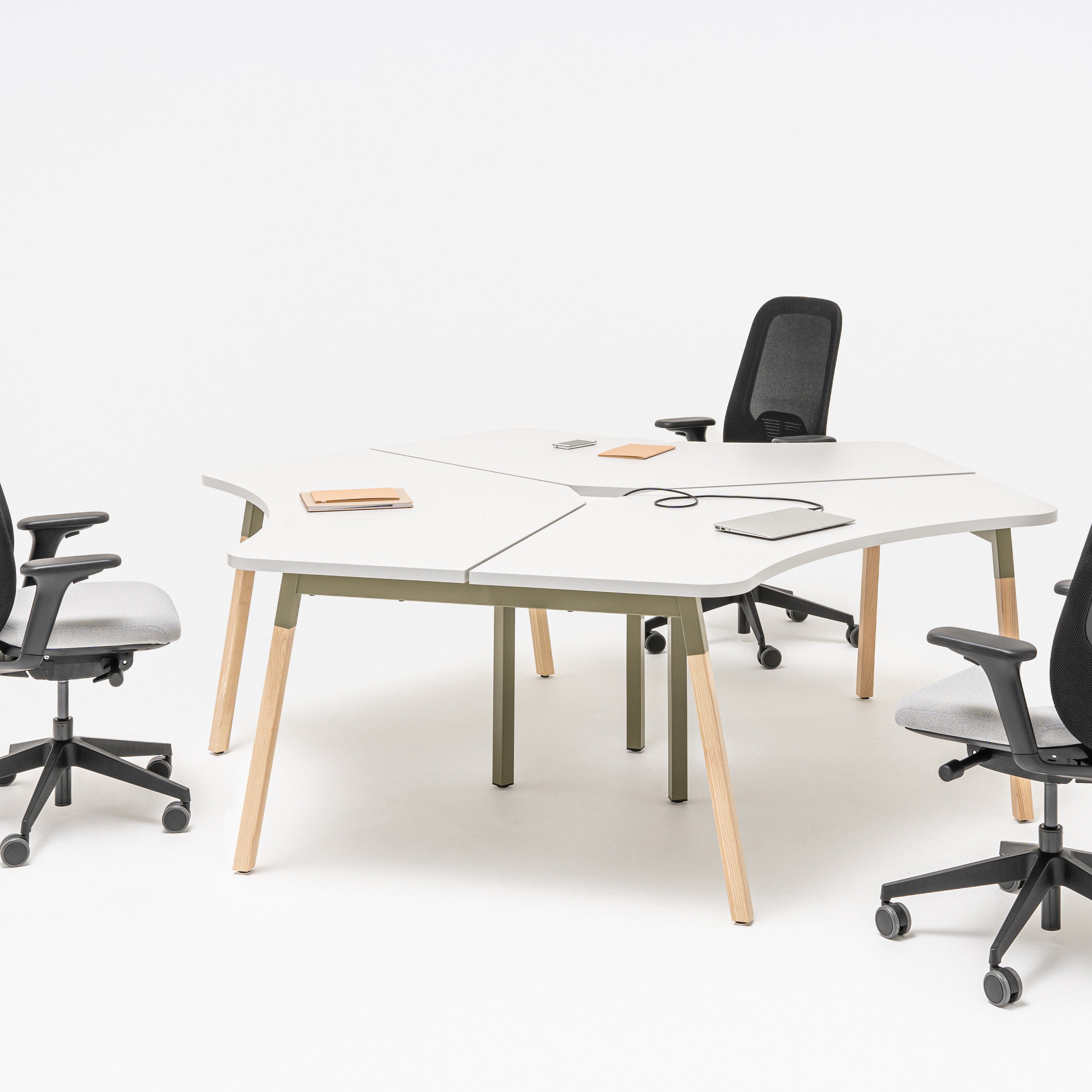 Büroolaud OGI W BENCH 3, konfigureeritav