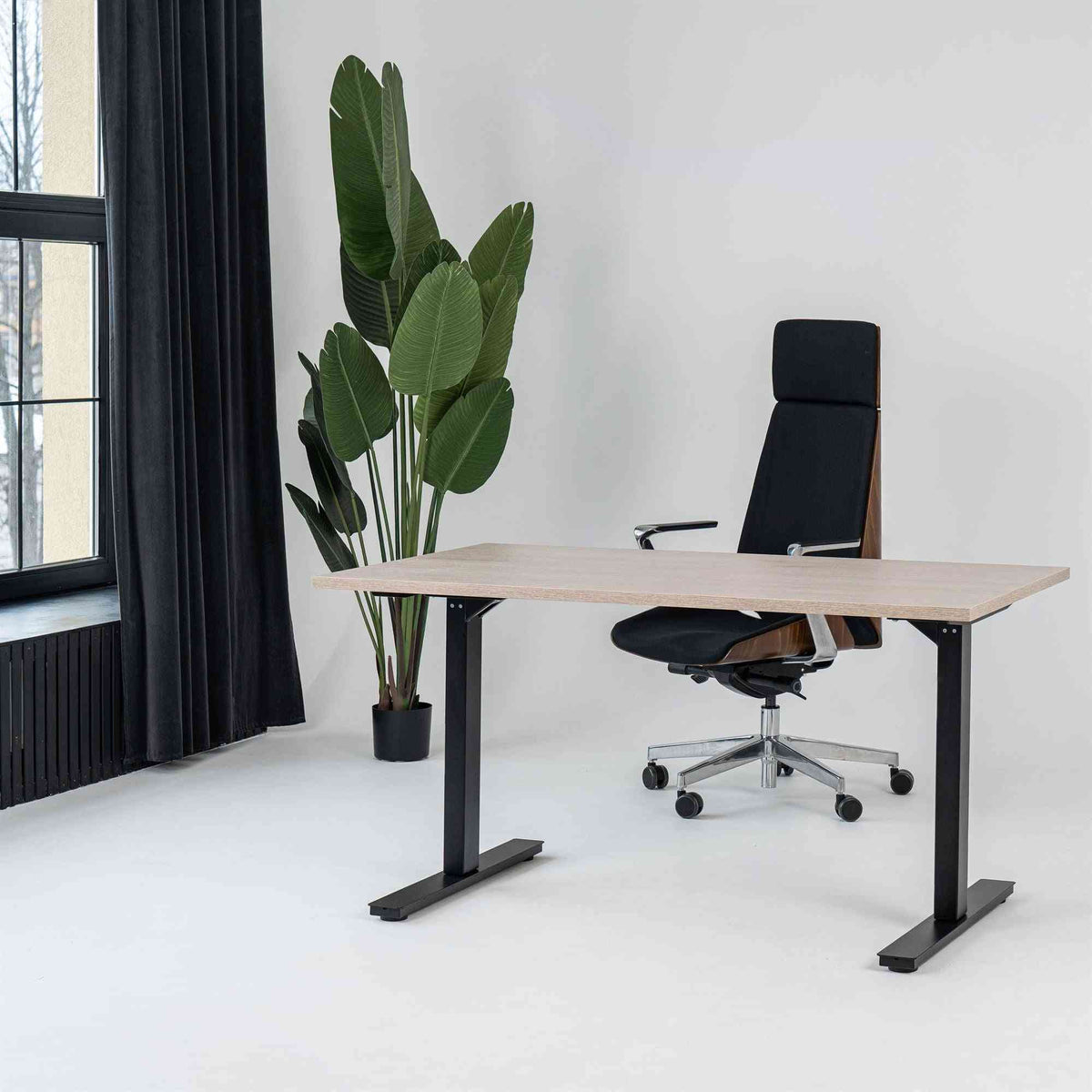 Käsitsi reguleeritava kõrgusega laud Handle Line – Nabucco / must / 160 x 80 cm
