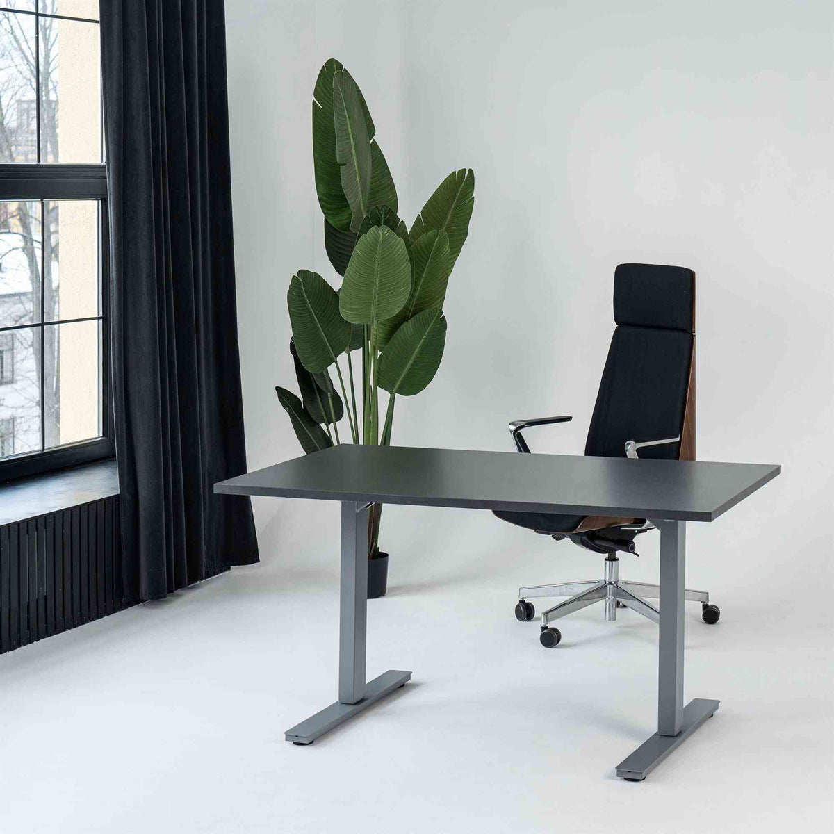 Käsitsi reguleeritava kõrgusega laud Handle Line – antratsiit / hõbedane / 120 x 80 cm