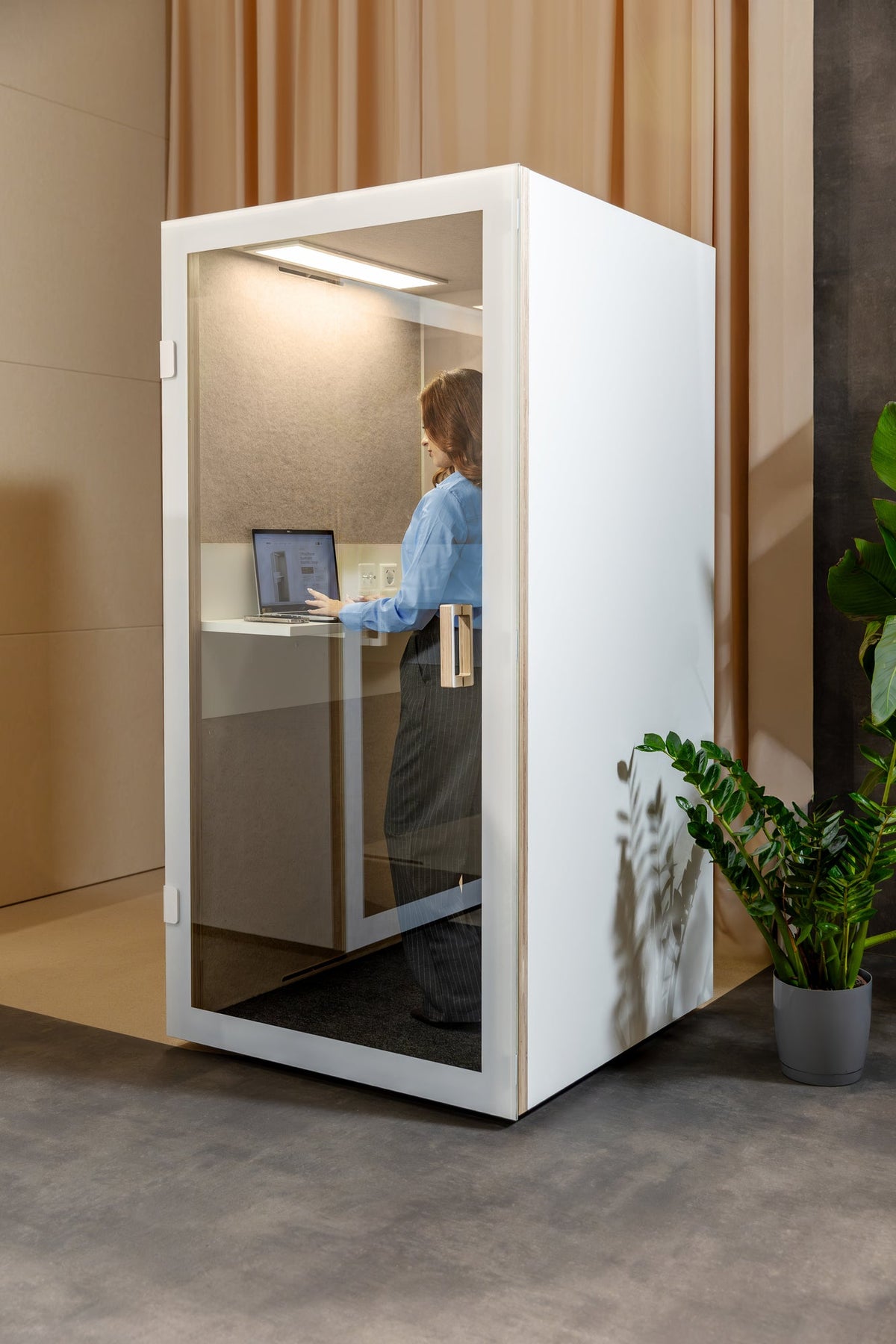 Vaikusekabiin CUBE PRO BIOPHILIC