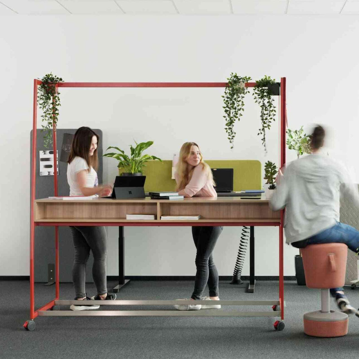 Mobiilne koosolekulaud Wariant Meeting Table
